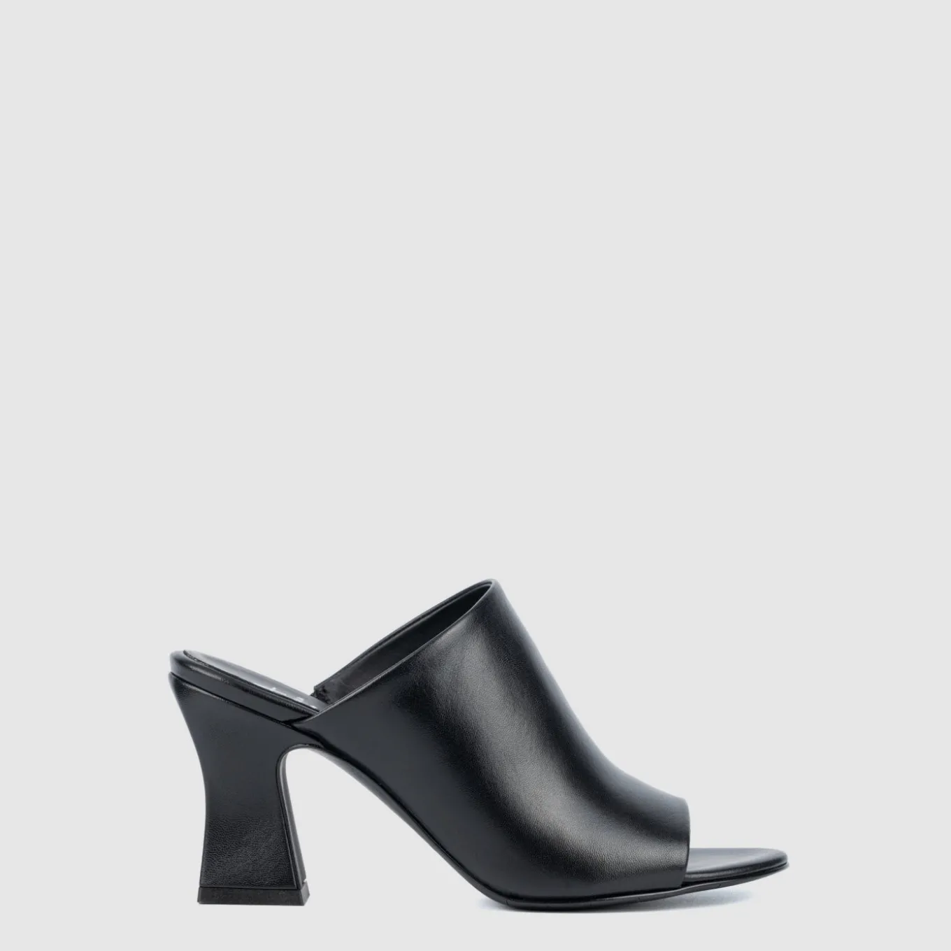 carmina_0.webp Sale Aquatalia Carmina Black