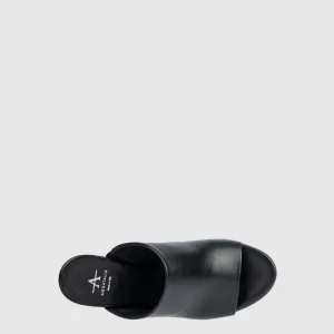 Sale Aquatalia Carmina Black