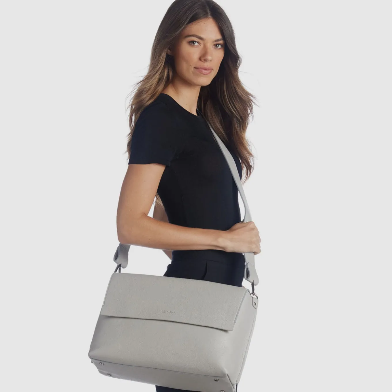 verona_messenger_4-1.webp Shop Aquatalia Verona Messenger Pearl